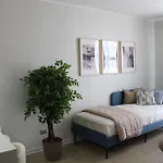 Comodo Departamento En Las Condes