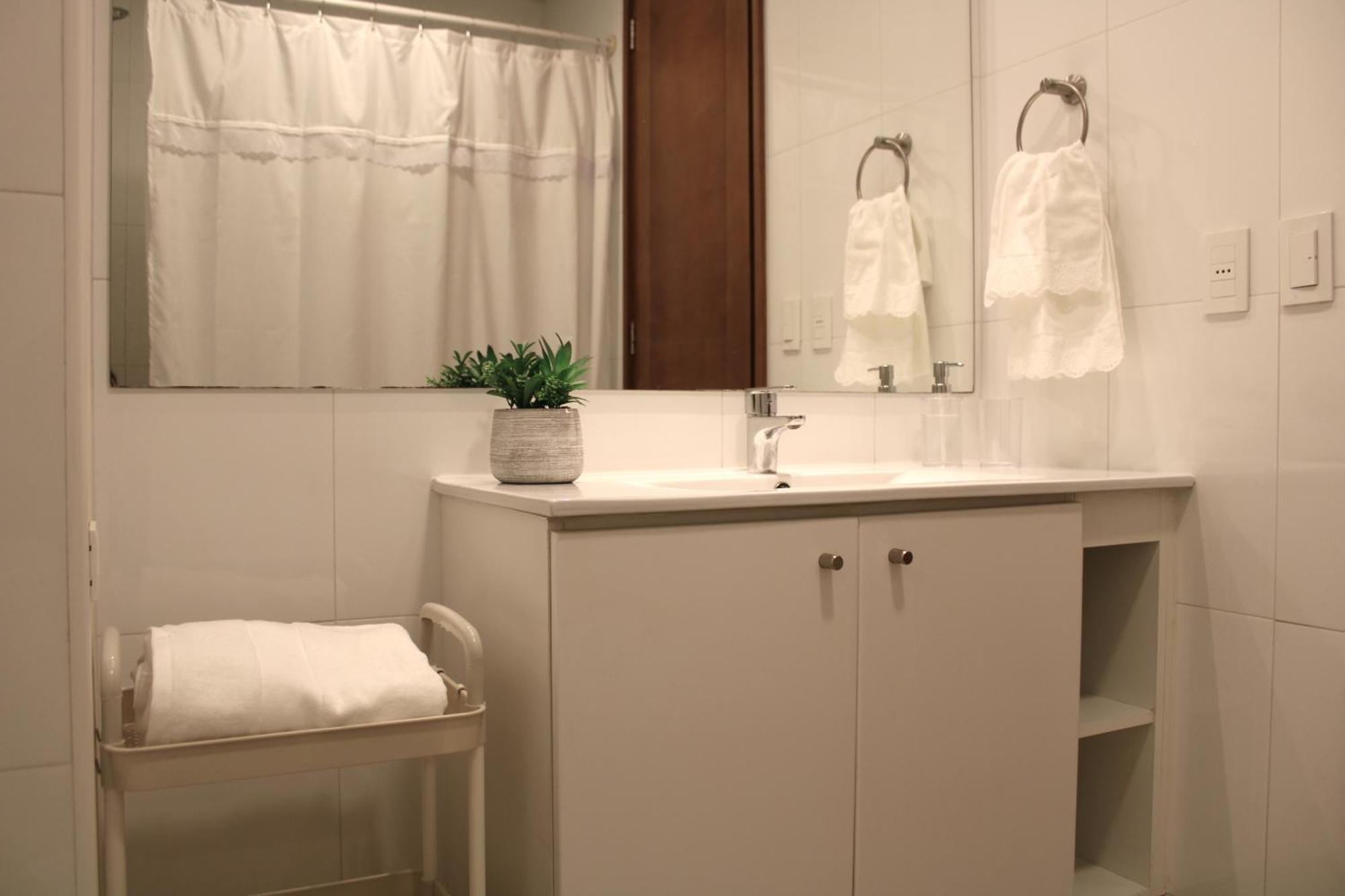 Apartamento Comodo Departamento En Condes Santiago